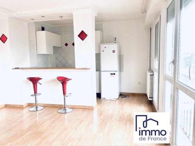 A VENDRE STUDIO 28,25 M2 LE BOURGET GARE RER