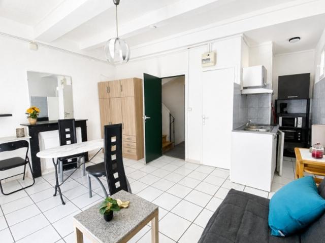 A VENDRE STUDIO CENTRE VILLE DE BEZIERS
