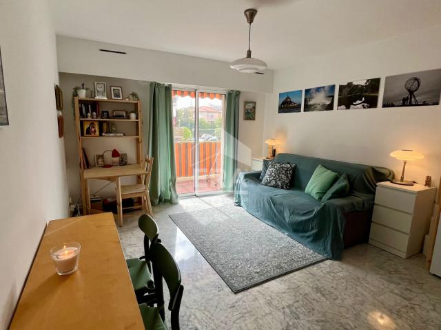 A vendre studio à Nice Ouest, Parc Ferber, 26m2, balcon