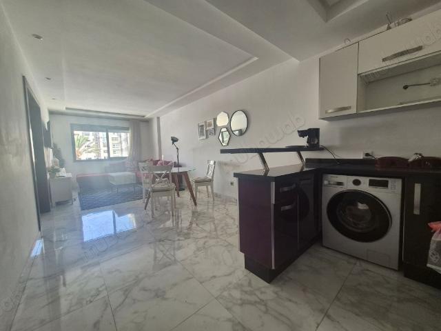 À vendre – Studio avec balcon Gauthier