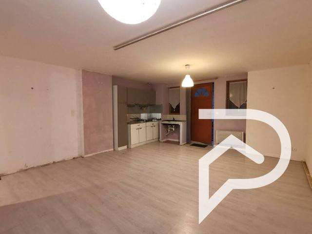 À vendre Studio de 45 m² Rez de chaussée Cazaubon 32150
