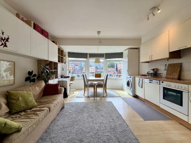 à vendre Studio Forest Boulevard Guillaume Van Haelen