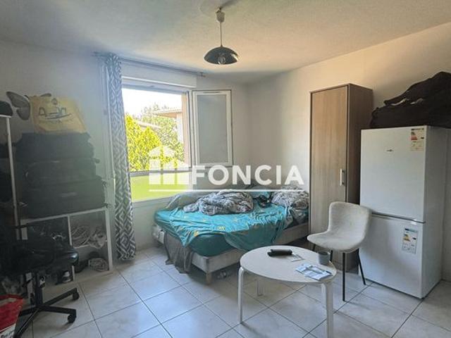 A vendre Studio meublé Avignon proche réal Panier