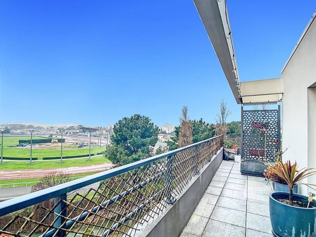 A vendre: Superbe appartement T3 de 84m2 secteur pont de vivau
