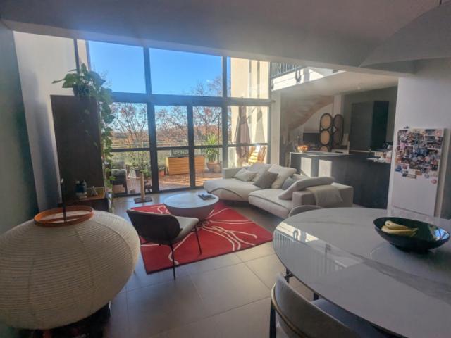 À Vendre Superbe Duplex T3 de 80 m2 avec place de parking