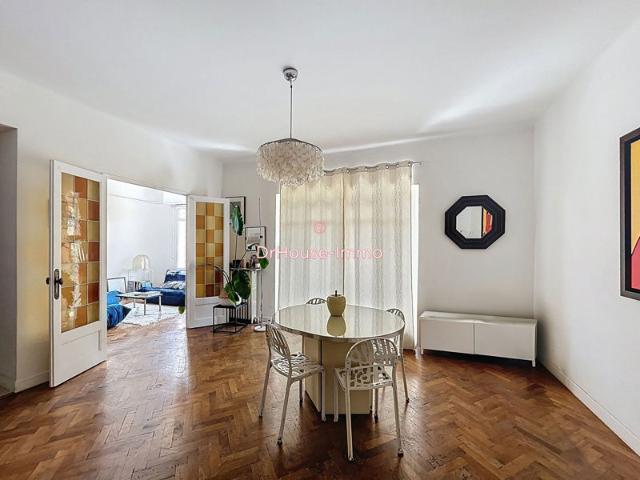 À VENDRE Superbe T4 lumineux avec balcons, chambre de bonne et cave Boulevard de la Corderie, 13007 Marseille