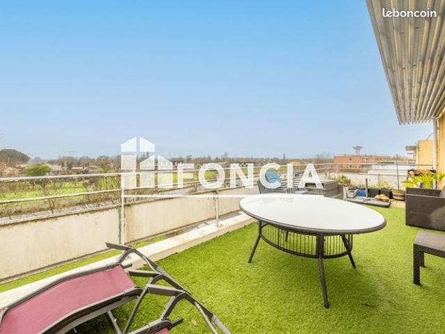 À vendre – Superbe T3 avec grand balcon de 30 m², sans vis à vis