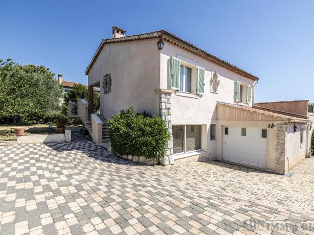 A vendre sur la Colle sur Loup une superbe maison individuel. 150m² La Colle sur Loup