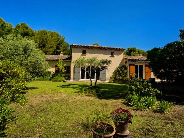 A VENDRE SUR MARIGNANE EN EXCLUSIVITE, Villa de caractère d