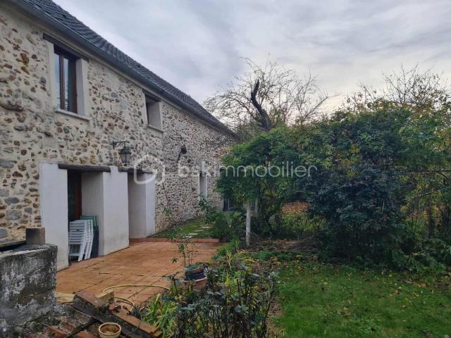 À vendre sur Neuilly St front