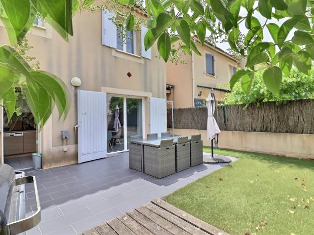 A vendre sur St Cannat Maison T4 d'env. 65m2 sur 167m2 de terrain