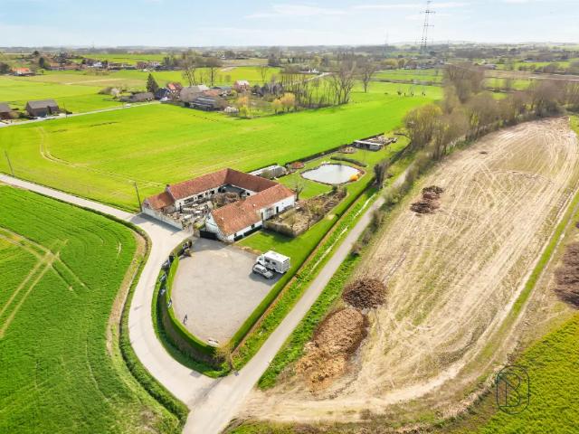 à vendre Surface commerciale Mont de l'Enclus Rue Deflière