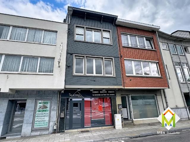 à vendre Surface commerciale Chênée Rue de la Station