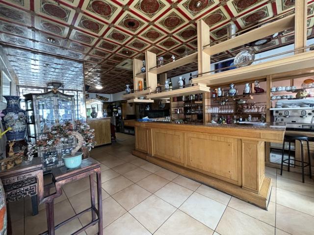 à vendre Surface commerciale Gilly Chaussée de Fleurus