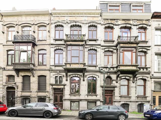 à vendre Surface commerciale Schaerbeek Louis Bertrandlaan
