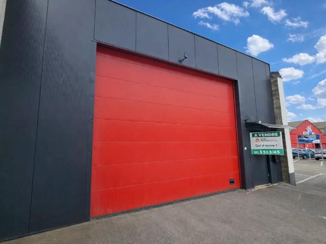 à vendre Surface industrielle Couvin
