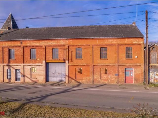 à vendre Surface industrielle Jemeppe Sur Sambre Rue des Trois Frères Servais