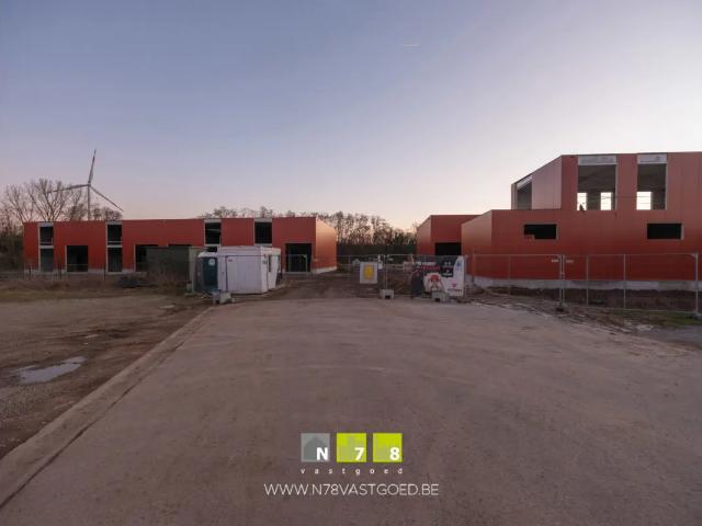 à vendre Surface industrielle Maasmechelen Industrielaan