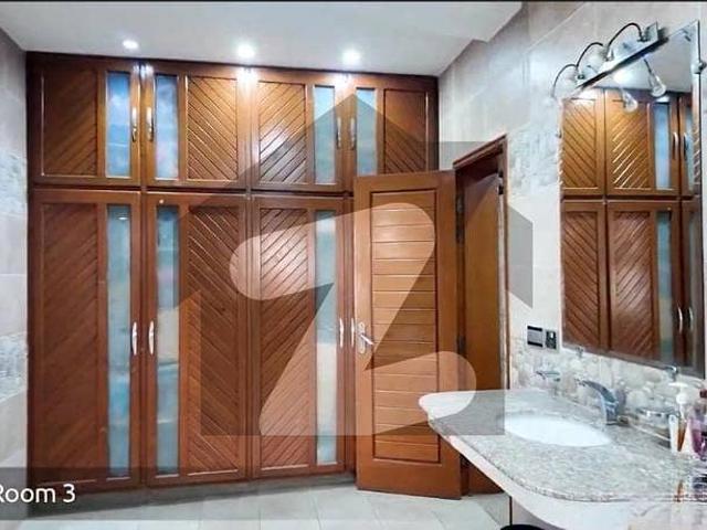 A very Beatiful Well Maintained Owner Built House with Basement for Sale