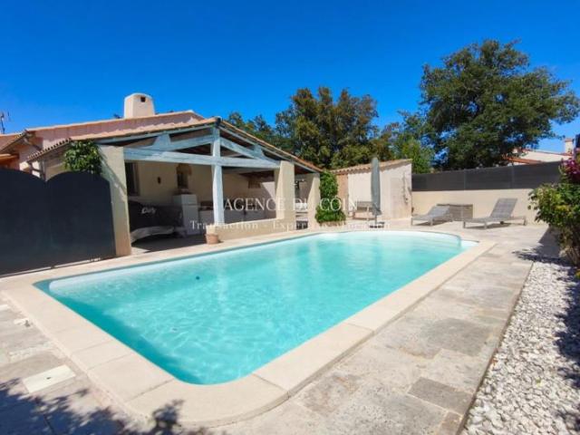 À visiter sans tarder ! Cette très jolie villa parfaitement