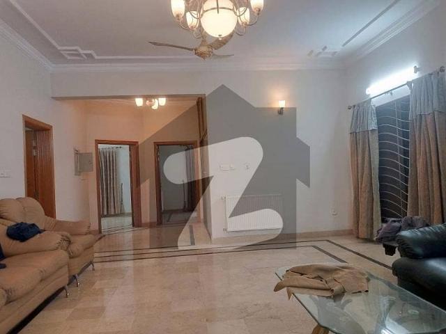 A Well Designed House Is Up For Rent In An Ideal Location In Islamabad