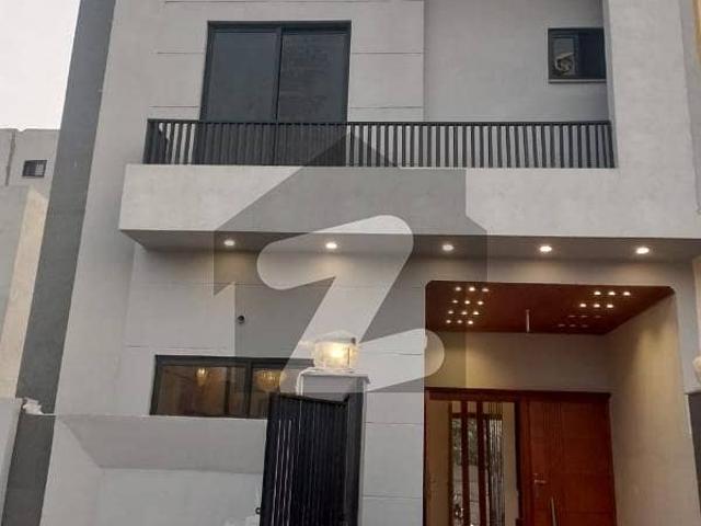 A Well Designed House Is Up For sale In An Ideal Location In Lahore