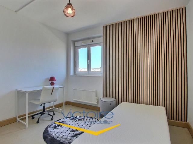 À 15 min de l’EM Lyon – Chambre privative de 11,64 m² en colocation meublée