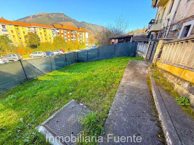 A 15 MINUTOS DE BILBAO, BAJO CON JARDIN EN SODUPE
