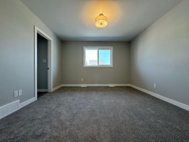 A 170 Kostiuk Cres, Saskatoon Upper Unit | 3 Bedrooms | 2 Bathrooms 3 Bedroom Apartment for Rent at 170 Kostiuk Cres, Saskatoon, SK S7V 1R7