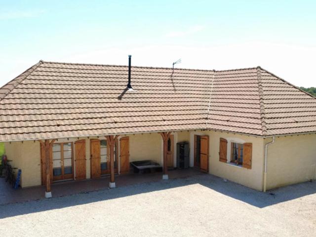 À 10 min de Louhans, découvrez cette maison familiale de cha