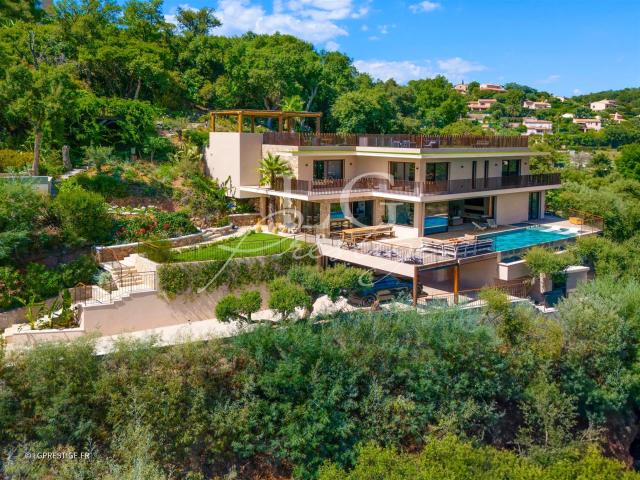 À 10 min de Mandelieu – Villa d’architecte dans domaine ferm. 318m² Mandelieu la Napoule