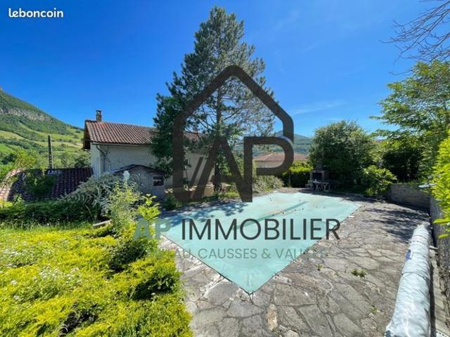 A 10 min de Millau Maison individuelle F5 avec piscine 105 m²