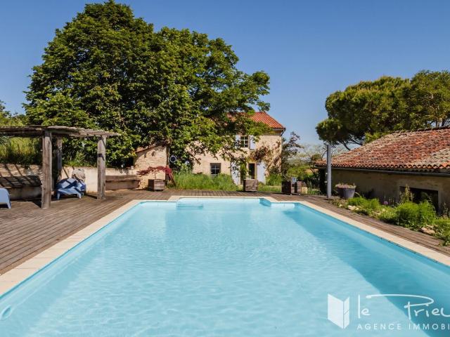 A 10 Minutes du Centre d'Albi Bien rare: maison + T3 indé. 425m² Albi