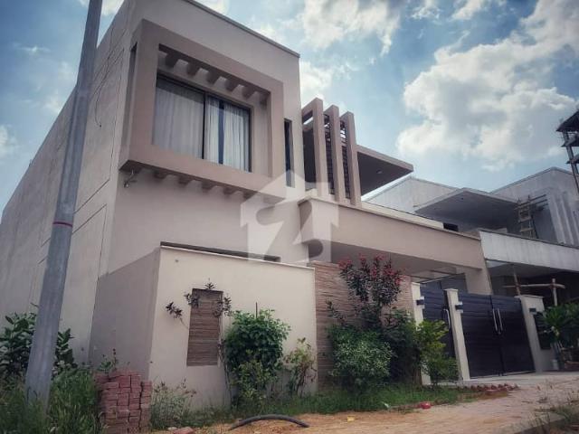 A 125 Square Yards House Located In Bahria Town Ali Block Is Available For rent
