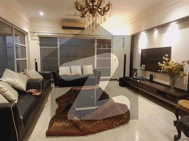 A 1 Kanal House In Lahore Is On The Market For Sale