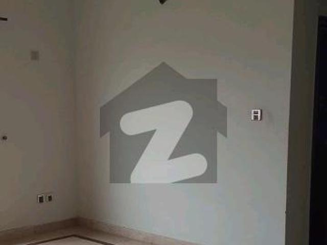 A 1 Kanal House Is Up For Grabs In B 17 MPCHS Multi Gardens