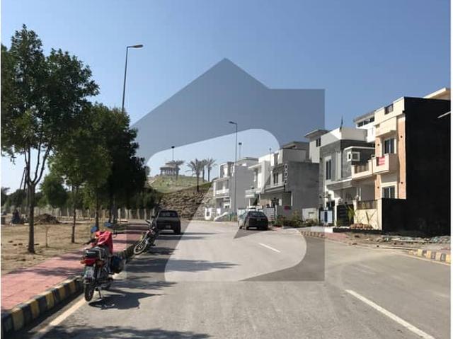 A 1 Kanal Plot Ready For Construction