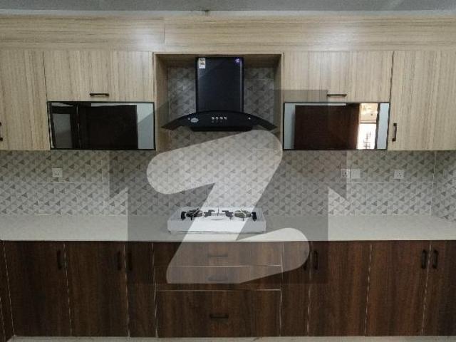 A 2500 Square Feet Flat Is Up For Grabs In DHA Defence DHA Phase 5 Sector H