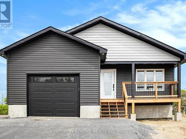 A 2579 County Rd 7 Road, North Dundas, ON, K0C 1H0 investment for lease | Listing ID X13449 | Royal LePage