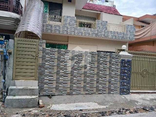 A 2200 Square Feet House Has Landed On Market In G 6