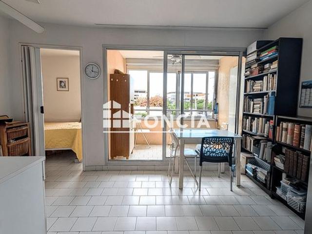 à 2 minutes à pied de la plage du lido – charmant t2 lumineux avec parking et loggia