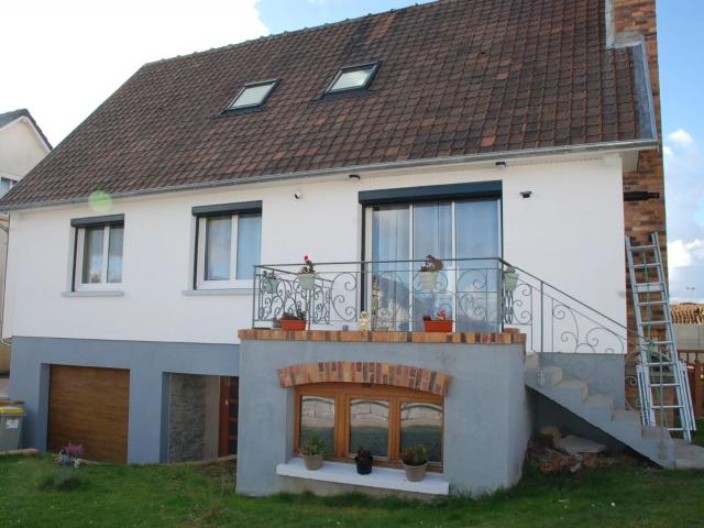 A 2 pas de FECAMP super pavillon avec 4 chambres dont 2 de plain