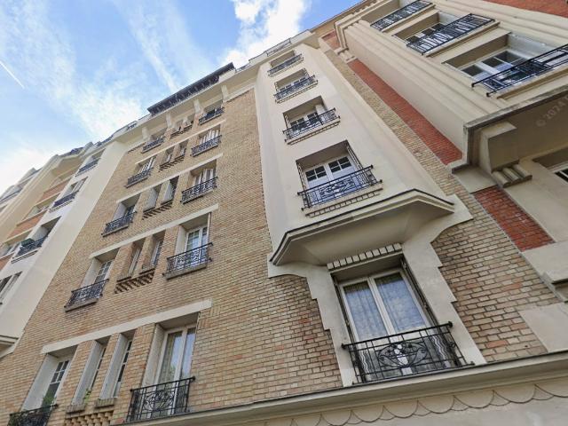 A 2 pas de la Gare Vanves / Malakoff 2 pièces 42m2