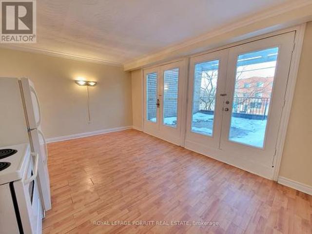 A 3295 Lake Shore Boulevard W, Toronto, ON, M8W 1M8 house for lease | Listing ID W13596 | Royal LePage