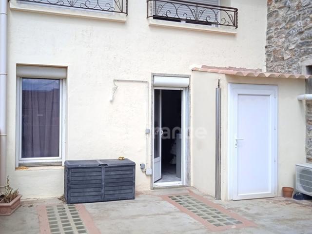 A 3 MN DE LA PLAGE, MAISON SPACIEUSE D'ENVIRON 160M² AVEC UN GRAND GARAGE