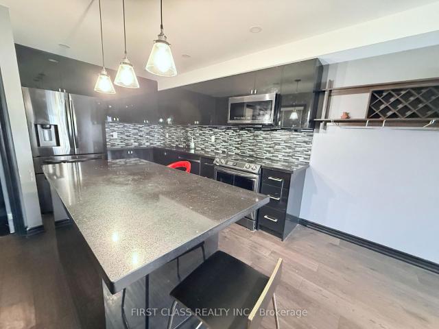 A 3bedroom unit 2135 Dufferin Street, York | For Rent @ $2,850 | Condos. Ca