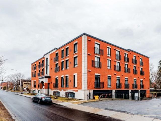 A 460 Rue St Charles O. Longueuil Le Vieux Longueuil, QC, J4H 1G4 commercial for lease | Listing ID 25007 | Royal LePage