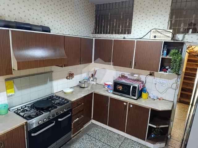 A 400 Square Yards House Located In North Nazimabad Block D Is Available For sale