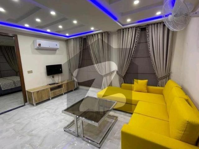 A 550 Square Feet Flat In Lahore Is On The Market For rent Bahria Town Sector E