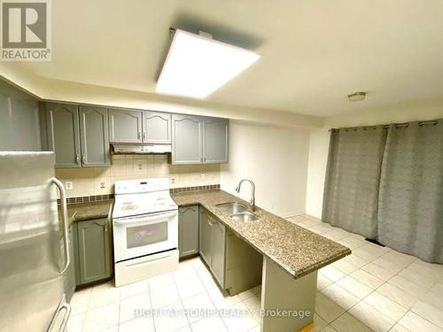 A 55 Velvet Grass Lane, Brampton, ON, L6R 1W1 house for lease | Listing ID W13591 | Royal LePage